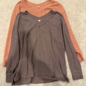 Amazon Women's V-Neck Sweaters - Brown and Orange